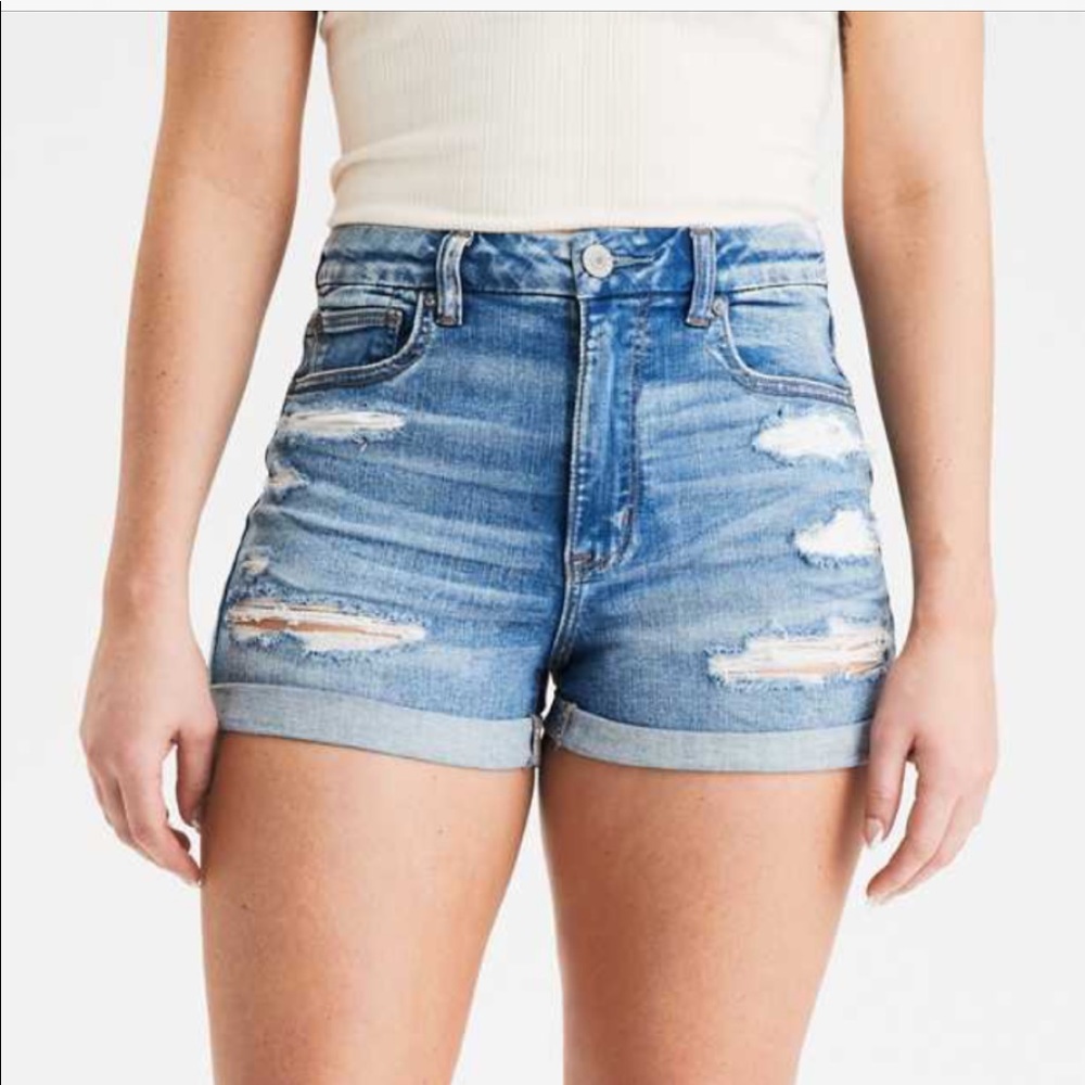 AEO Curvy High Waisted Shorts